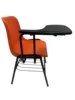 Orange école_training_chaise_tablette_livre_panier