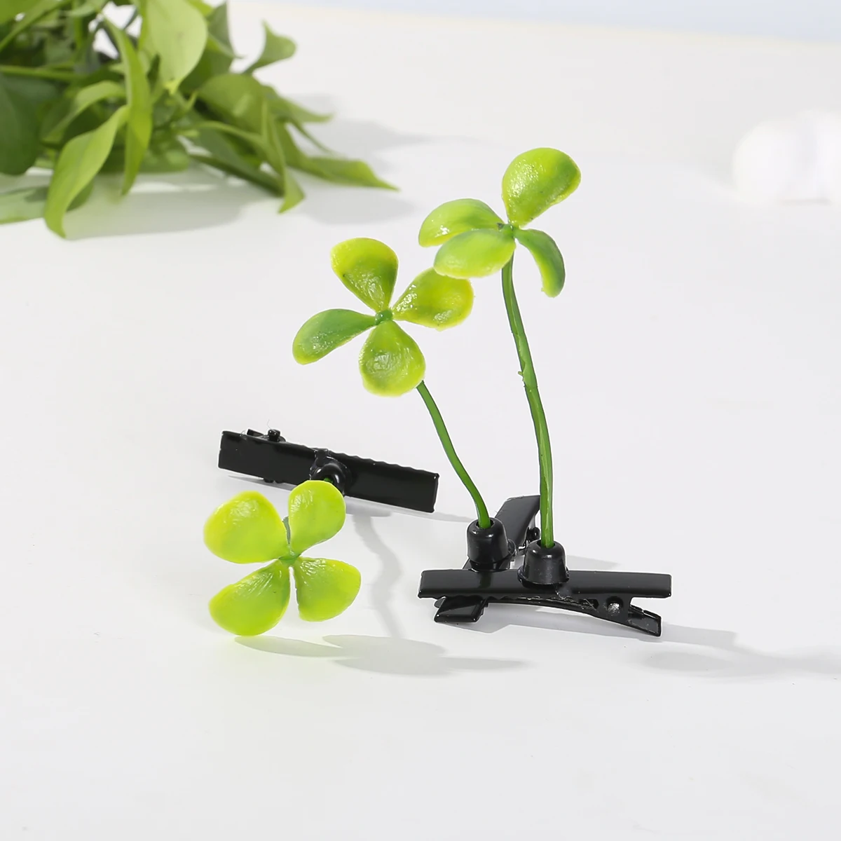 HUIXIN оптовая продажа искусственная трава заколка для волос с милыми цветами заколки на заказ аксессуары