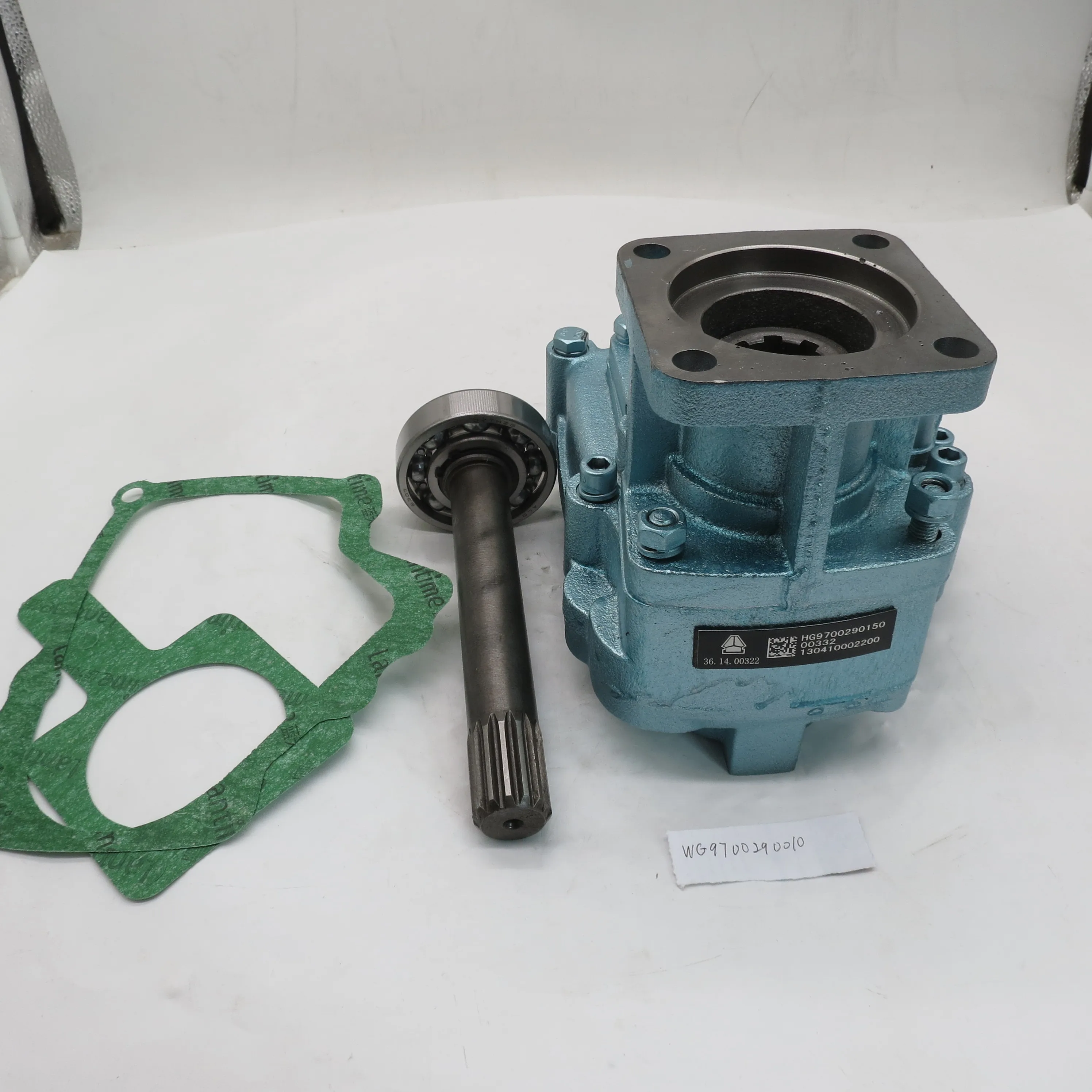 thumbnail image 2 of Hydraulic PTO Gearbox – Size 2 & 3 With 1:3.8 Ratio – Stub 70004-6 By Perfect Hydraulic 2 of 5
