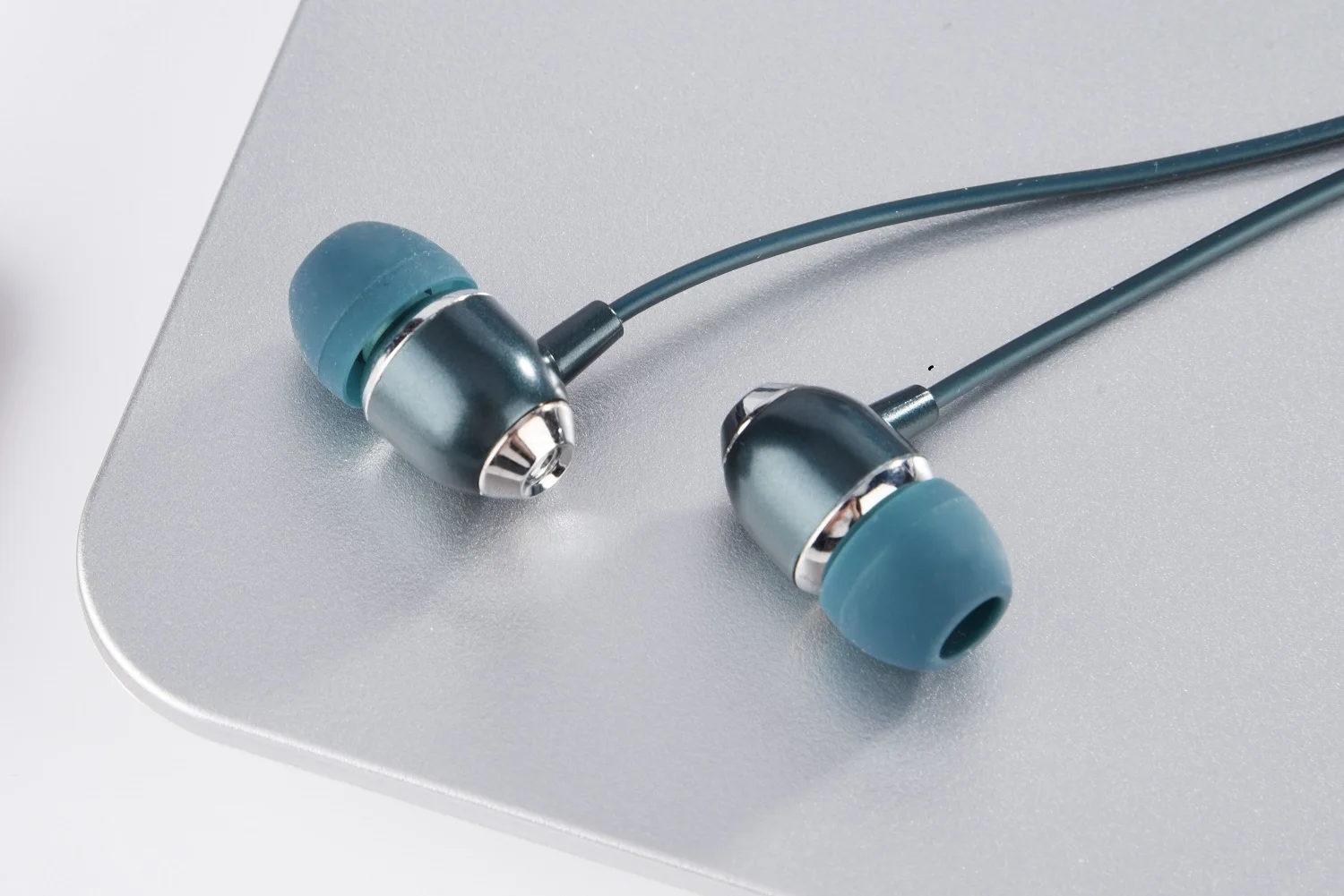 3.5mm Wired Headphones Gaming Headset Music Earphones With Microphone  Volume Control For All Mobile - Buy 3.5mm Stereo Wired Headphones,Earphone  Volume Control,Headset With Microphone Product on Alibaba.com