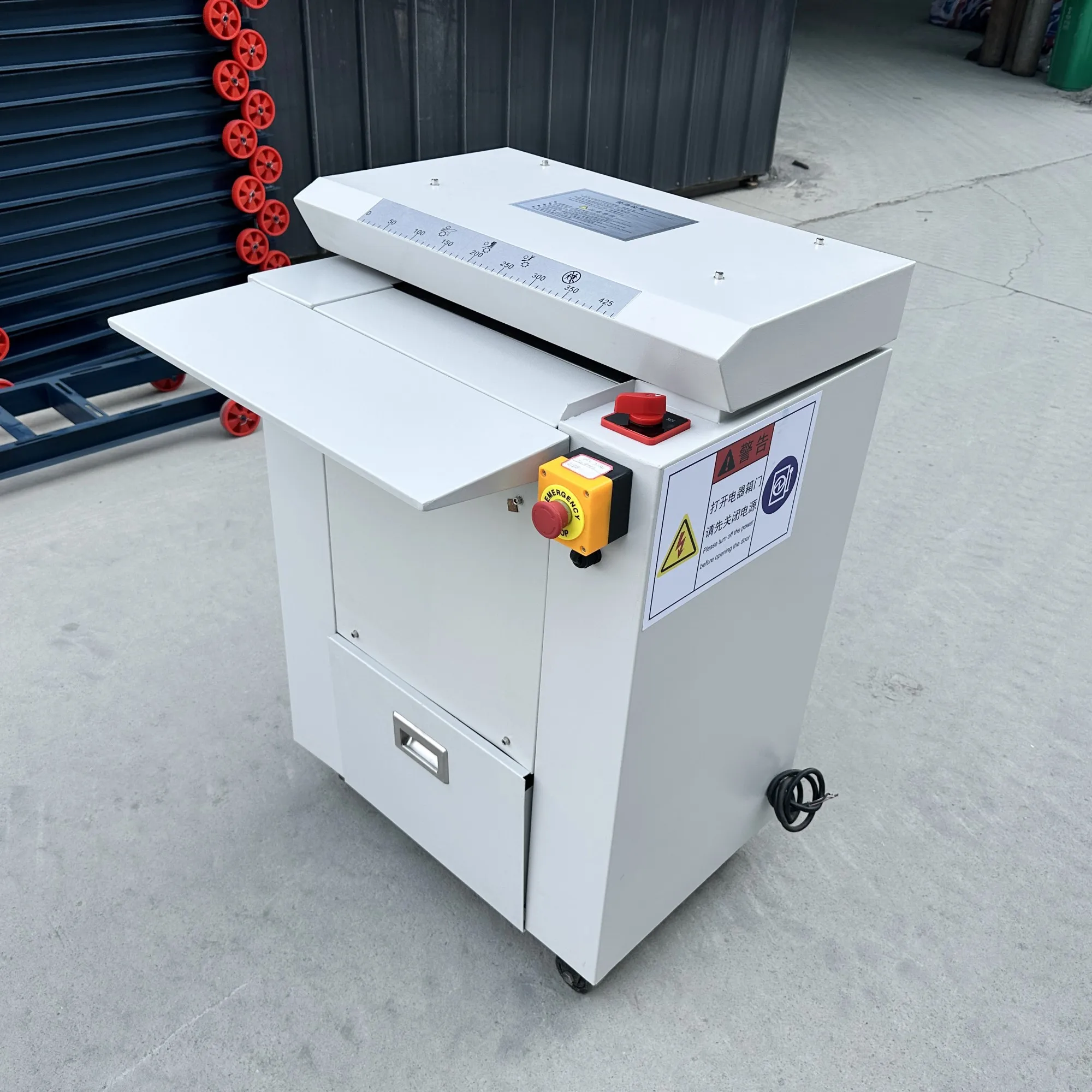 Cardboard Shredder Corrugated Paper Crinkle Cutter Carton Box Cutting Recycling Machine Honeycomb Cardboard Perforation Cutter