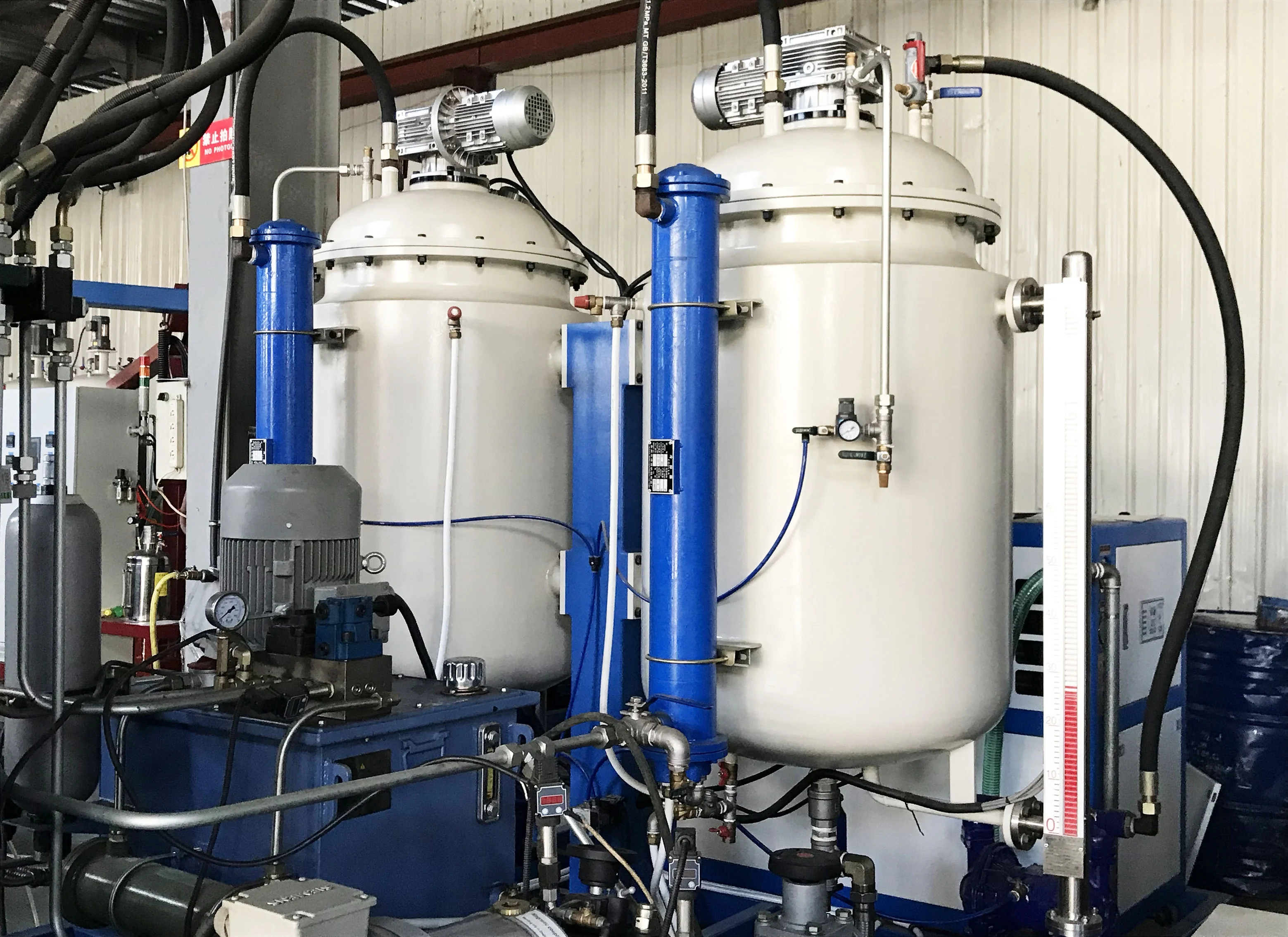 Two Component High Pressure Polyurethane Injection Foaming Machine
