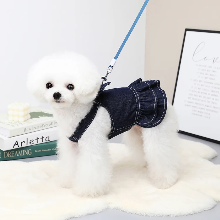 Popular Hot Sale Spring Summer Pet Clothes Big Bow Tie Jeans Dog Vest T-shirt Dress XS Clothes with Hanger for Dog Leads