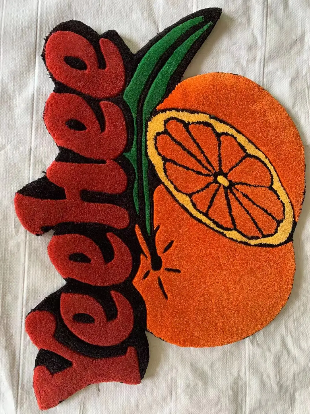 Tufted  Low Price Wholesale Factory Custom Shaped Handmade Die Cut Shape Character Rug