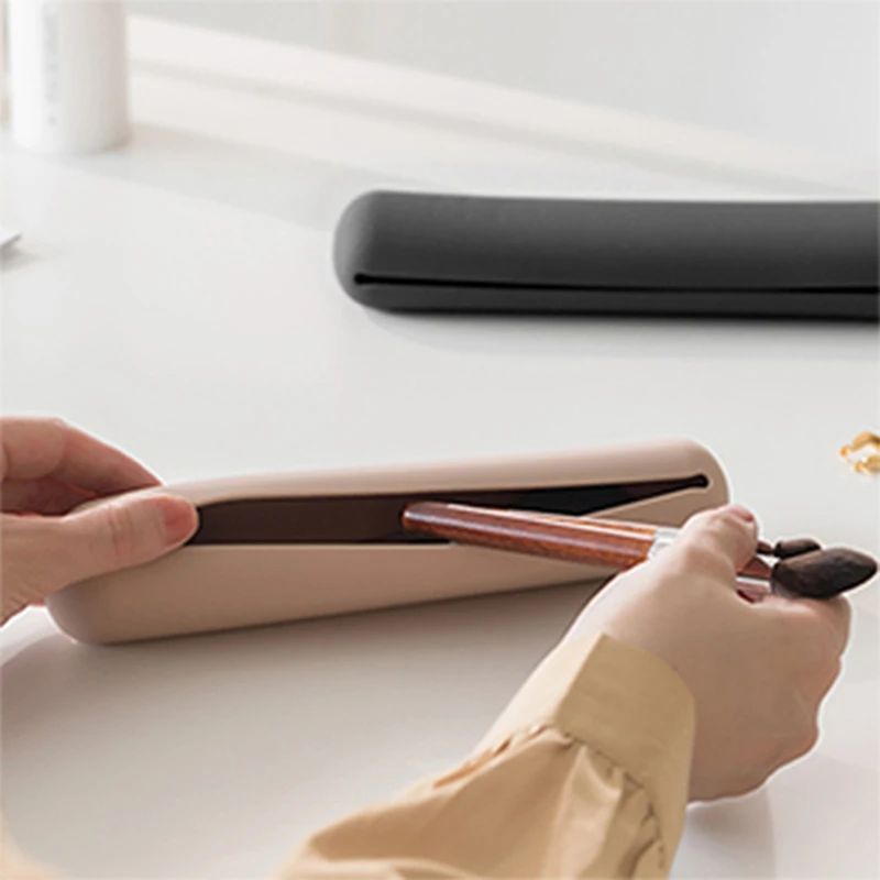 Silicone-Cosmetic-Bag (4).jpg