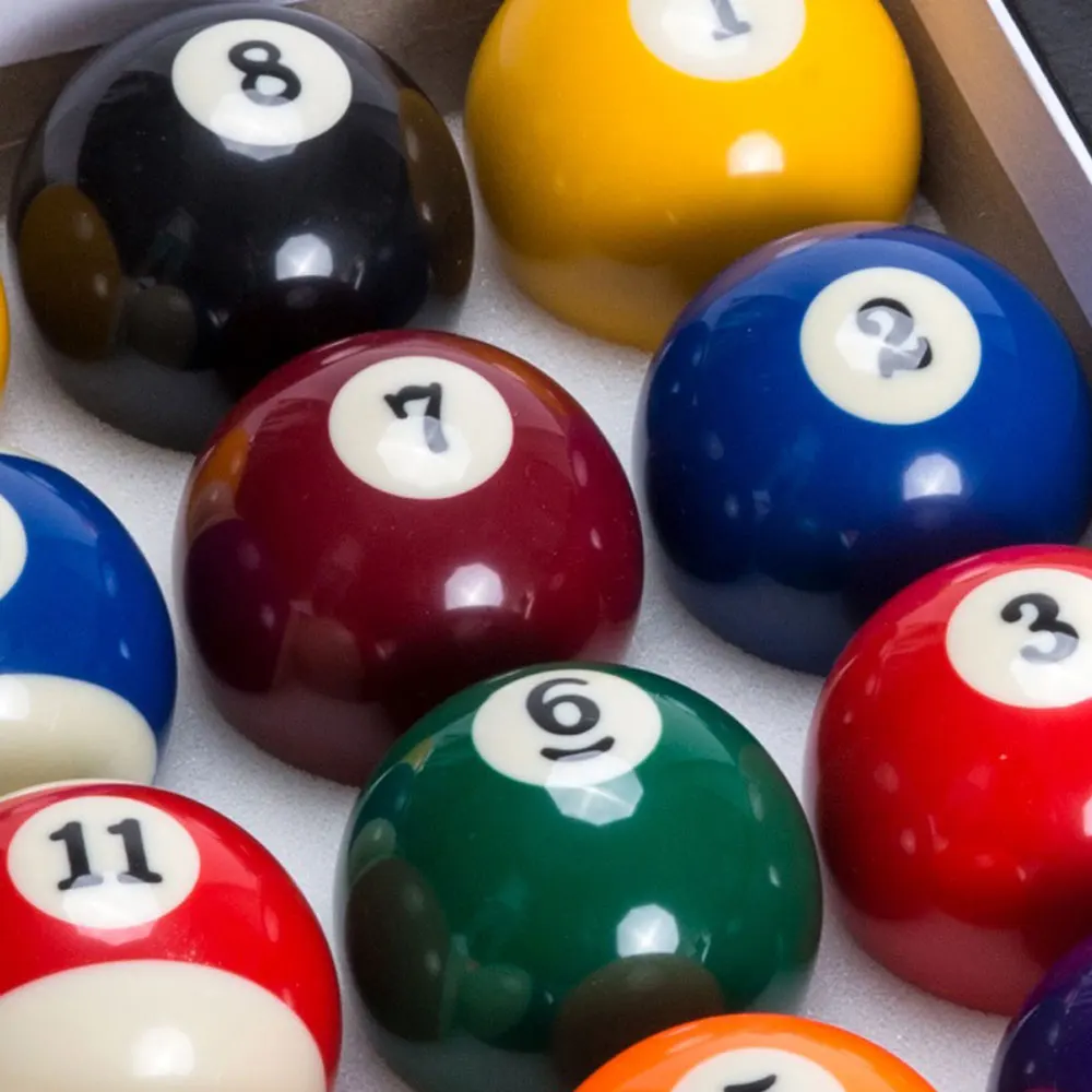 
 Стандартные недорогие бильярдные шары из фенольной смолы на заказ, размер короны 2-1/4 дюйма, регулируется нормой  