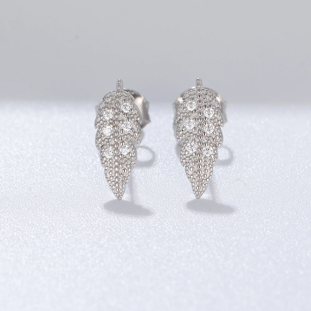 Mini Peishang Leaf-Shaped Gold Plated CZ Stud Earrings for Women