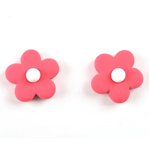 Wholesale Trendy Daisy Flower Earrings for Women and Girls for Wedding Party Engagement Gift
