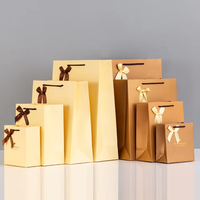 Bows White and Black High-End Gift Bag Handbag Gift Wrapping Paper Bag