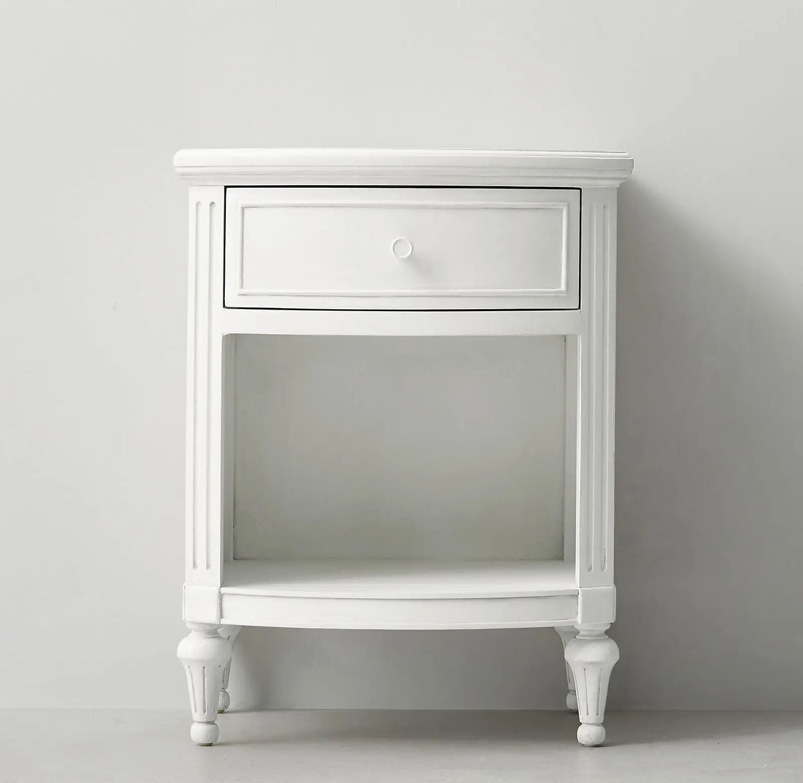 Modern Bedroom Furniture Set Pink Cosy Double Bed With Metal Bedposts