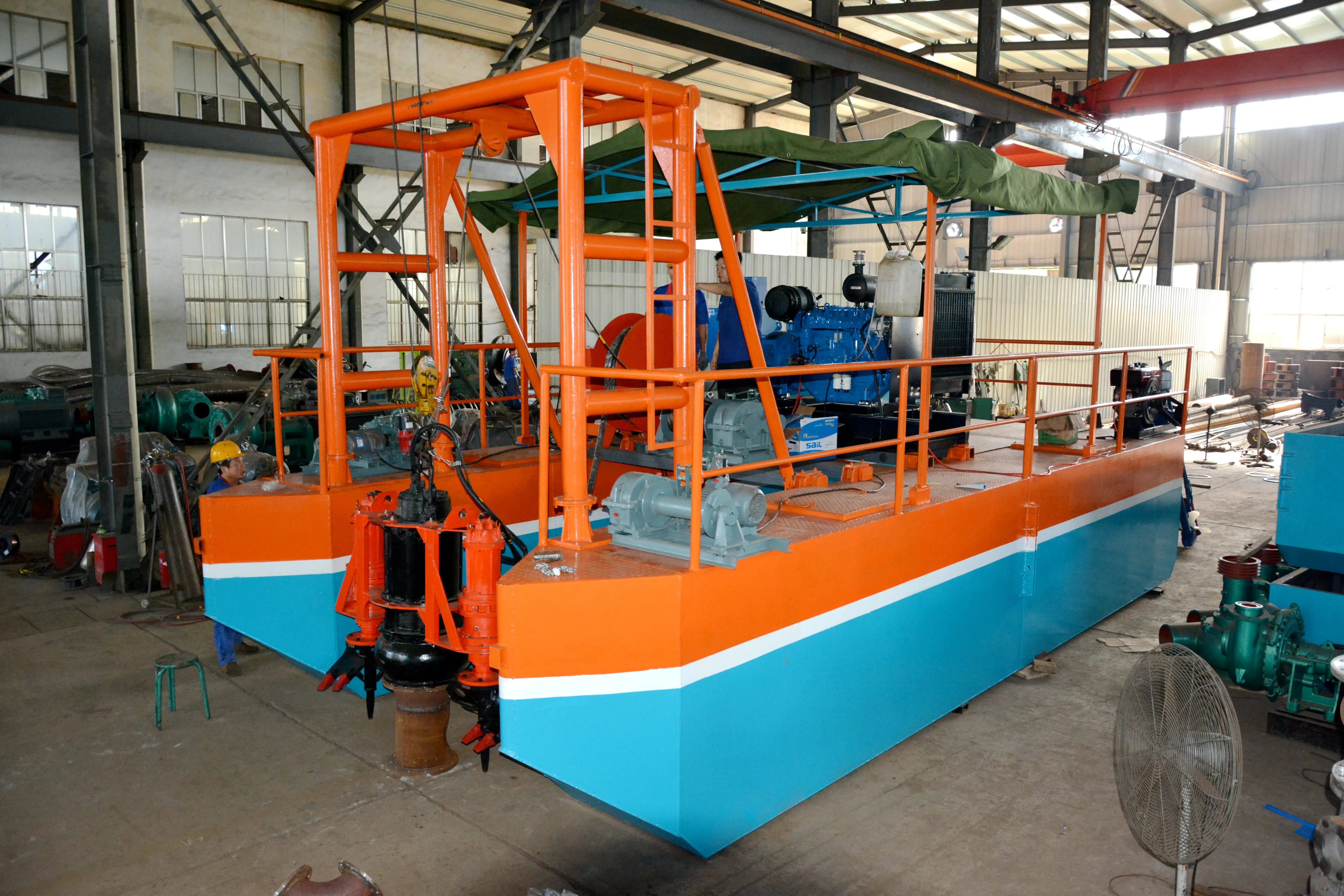 Submersible Dredging Pump Sand Mining Submersible Dredger Machine Sand Dredging Barge