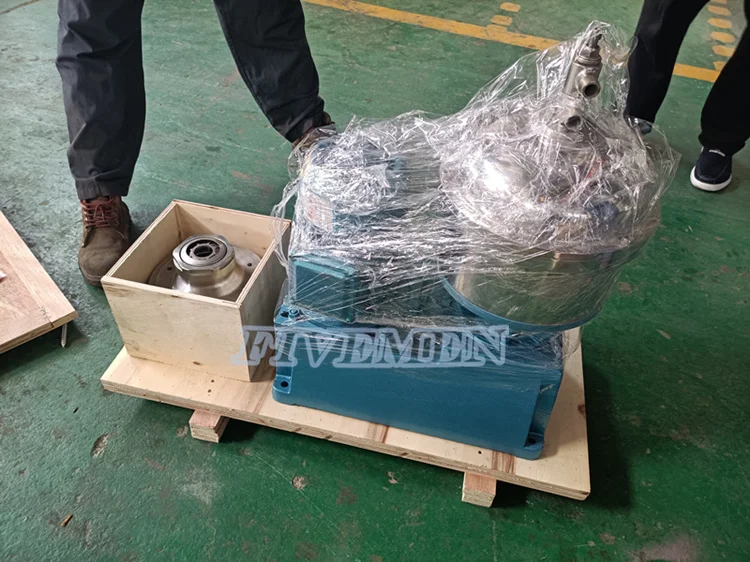 sydr302 disc.jpg