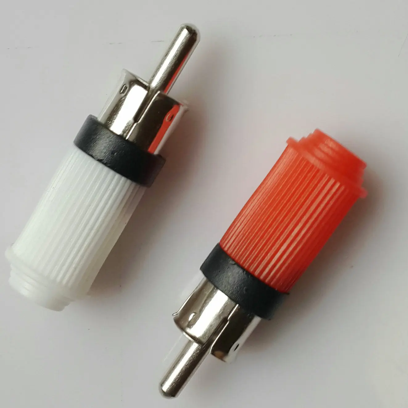 4-pin male DIN naar RCA (tulp) female adapter kabel power - 4pinmale-RCAfem power