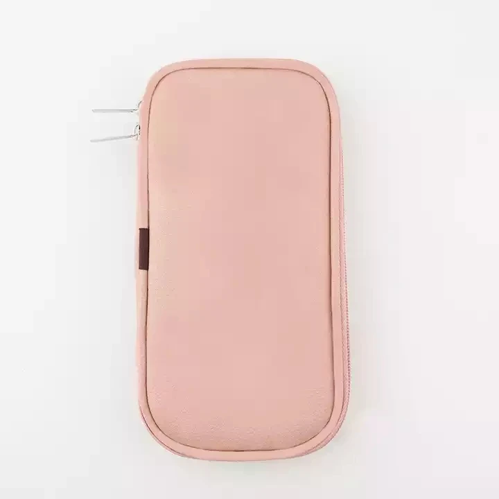 Ensemble de 12 pinceaux de maquillage rose glamour pour une beauté sans défaut