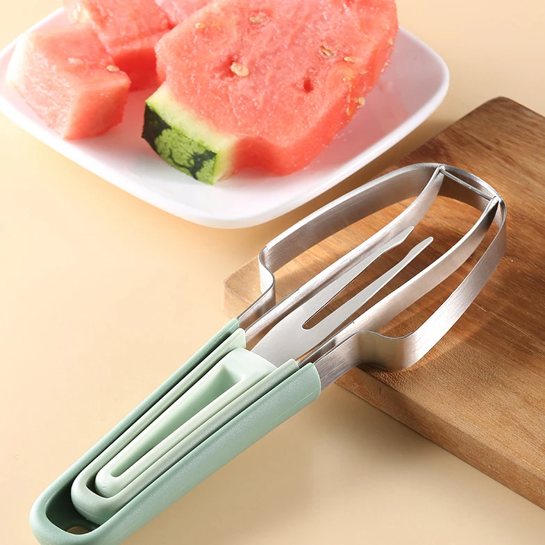 Hot Sale Watermelon Cutter Slicer Tool 2-in-1 Stainless Steel Fruit  Cutter and Non-slip PP  Fork Melon Slicer Kitchen Gadget