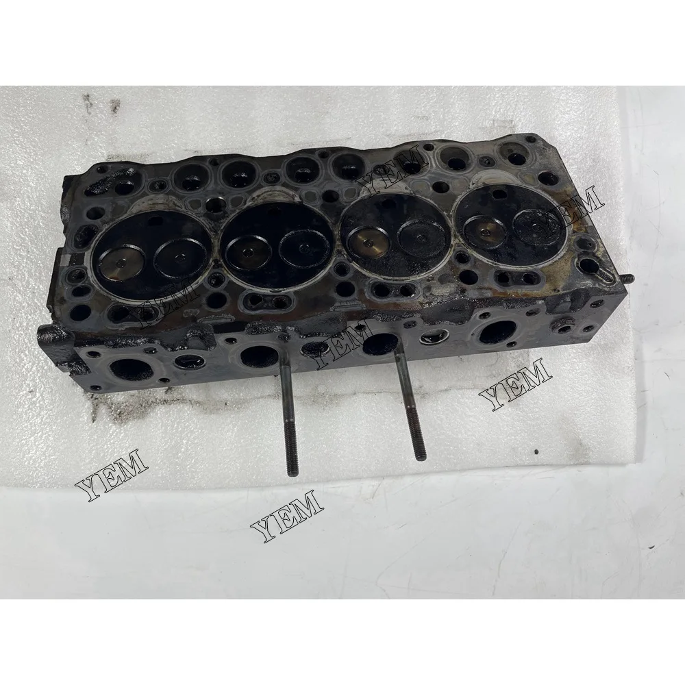 4LB1 Used Cylinder Head Assembly for Isuzu Cylinder Head Assembly Fast Delivery Engine Parts 6