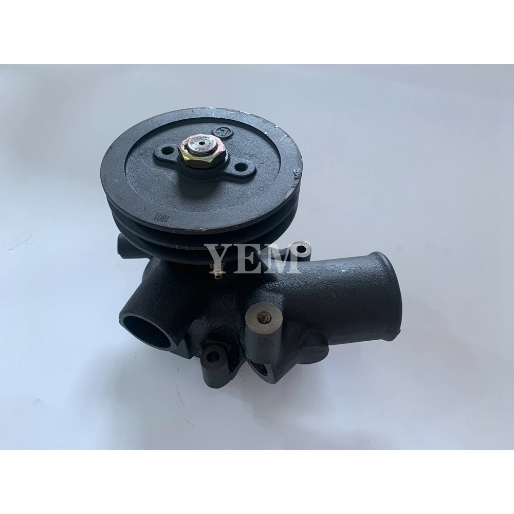 High Performance RD8 Water Pump for Nissan