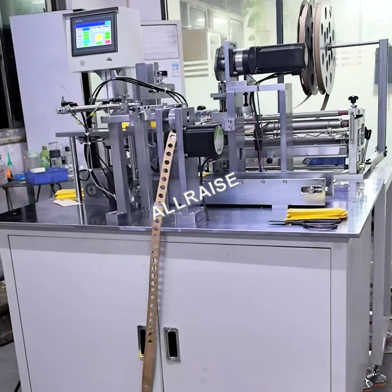 High Speed Paper Hang Tag PVC Tags Grommet Eyeleting Punching Machine Automatic Eyelet Card Tag Stringing Machine