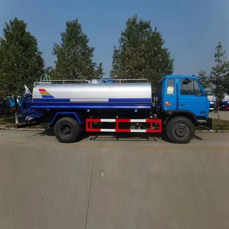 Dongfeng 4x2 5000 Liter Small Water Bowser Truck Sprinkler Tanker Truck