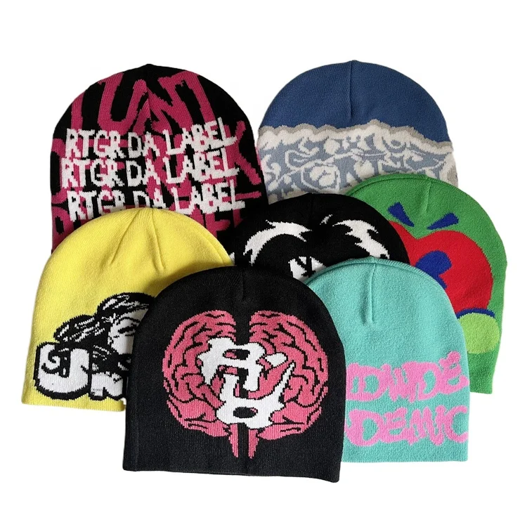 Вязаная вязаная зимняя шапка с принтом черепа