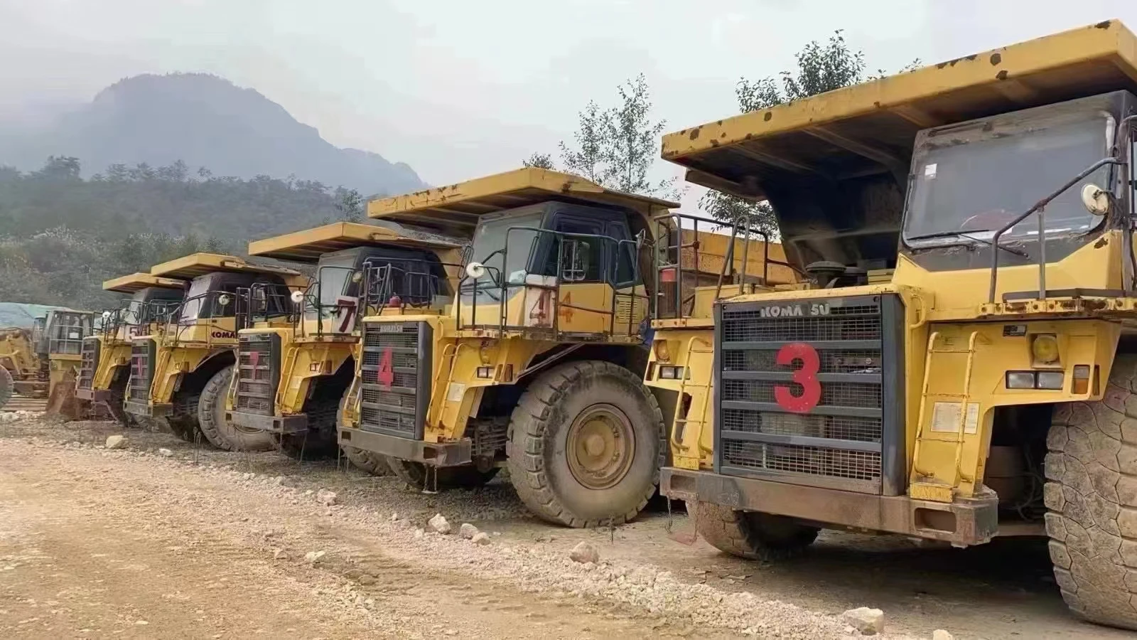 Komatsu HD465-7 Dump Truck with High Quality Original
