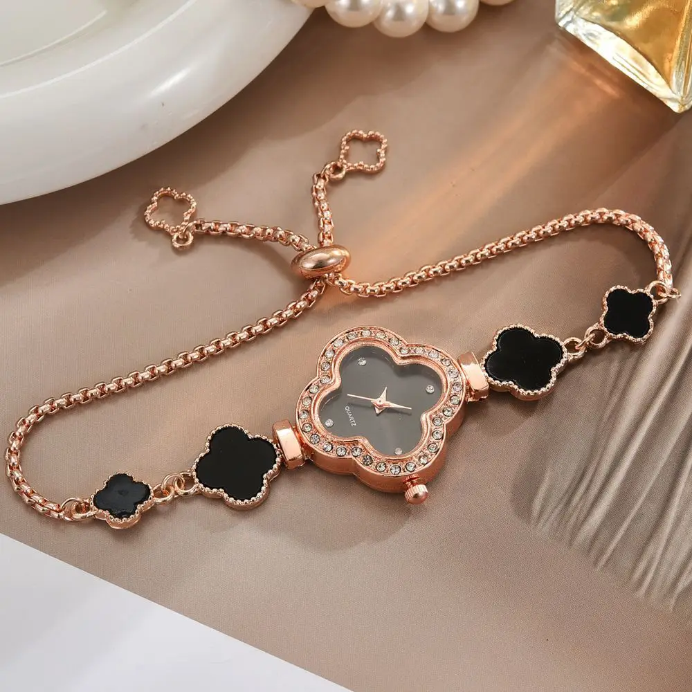 Four Leaf Clover Quartz Watch Temperament Light Luxury Diamond Inlaid Women's Watch Niche Flower Shaped Bracelet Women's Watch