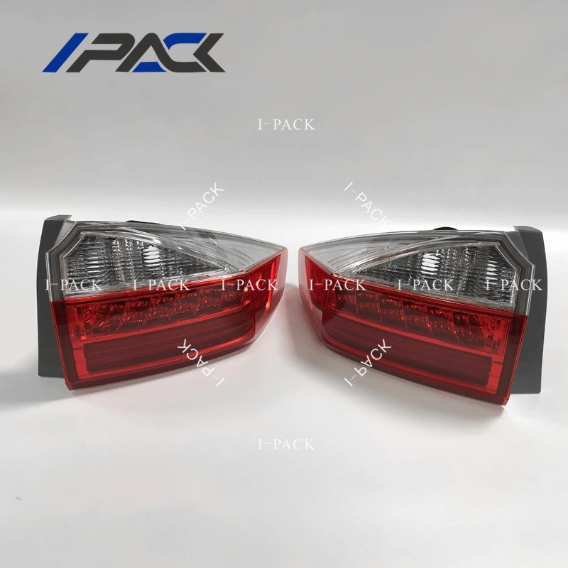 ホンダフィット GP5純正テールランプセット ホンダ 純正 フィット 《 GP5 》 右テールランプ 33500-T5A-J32 P60200