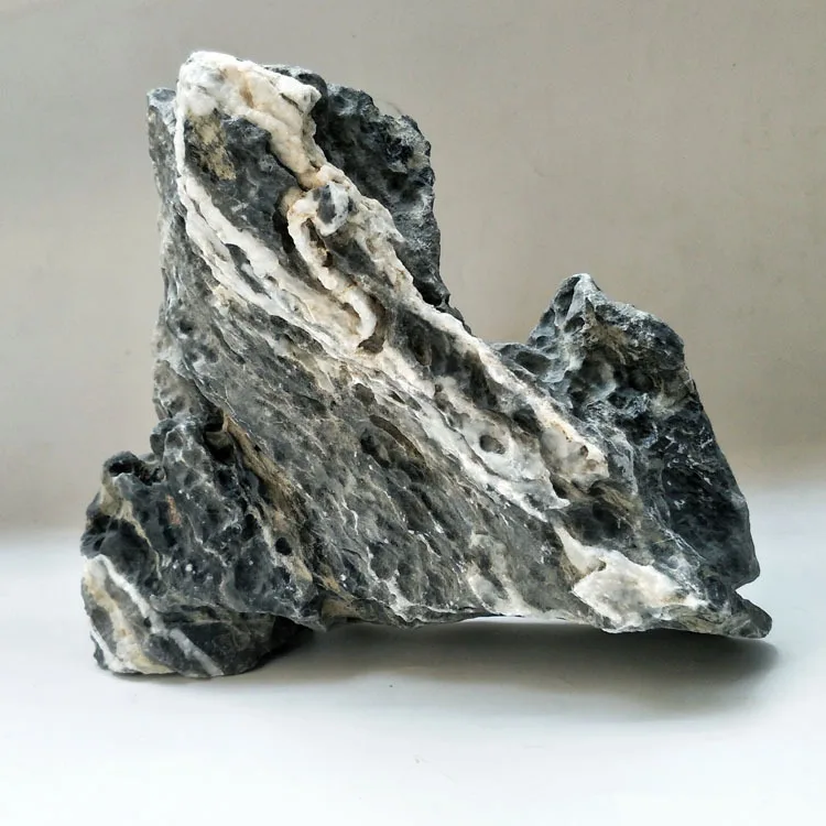 水石、抽象石 緋山酔恭「山水石美術館」 全国の水石・美石を紹介 『抽象石