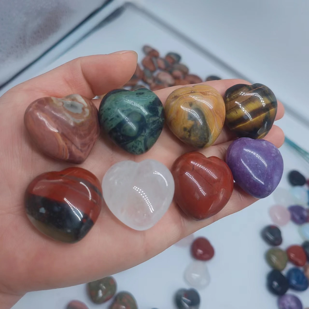 Комплект природных разнообразных кварцевых драгоценных камней в форме сердца, 7 чакр, исцеляющий камень, хрустальные сердца