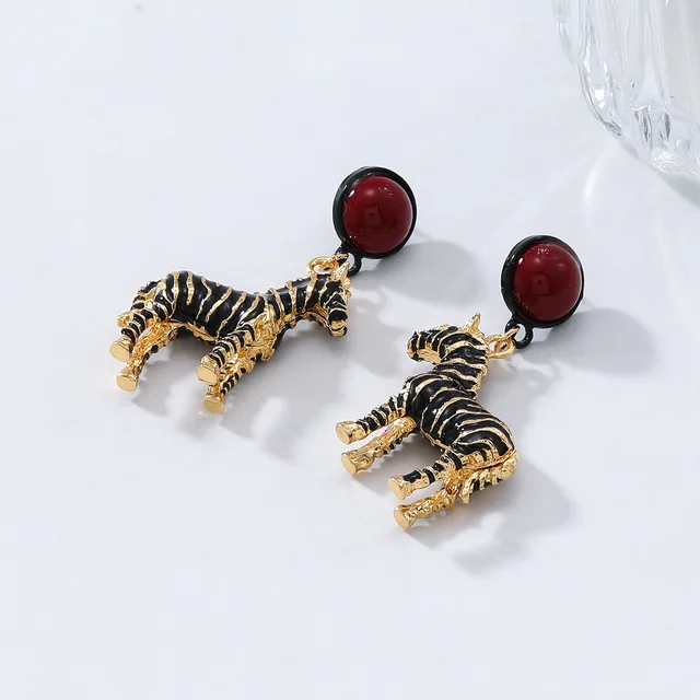 Women's Summer Fashion European American Retro Fashion High-End Alloy Drip Oil Pendant Zebra Animal Cross-Border Stud Earrings