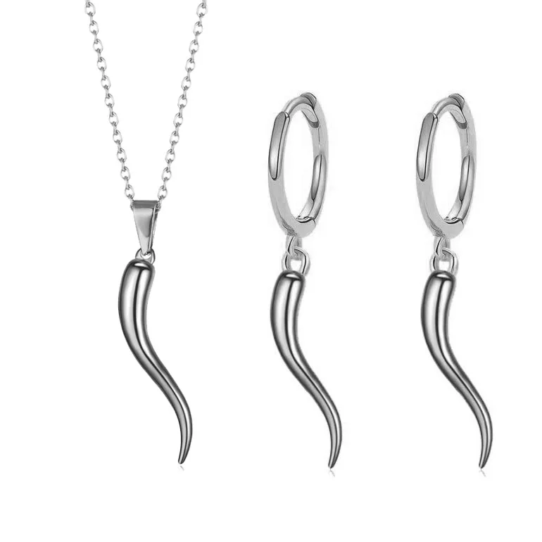 GNOCE Ciondolo rosso da donna in argento sterling 925, con ciondolo a forma di peperoncino, smaltato, per la donna e la gioventù, regalo per ragazze piccanti, Argento