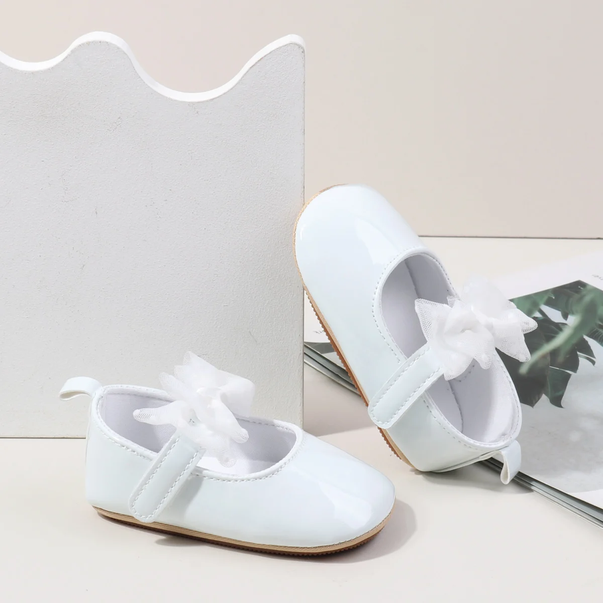 Newborn Infant Shoes Mesh Bow Decorated Soft TPR Soles Anti-slip Outdoor Baby New Design Princess Girl Shoes for 0-15 Months details
