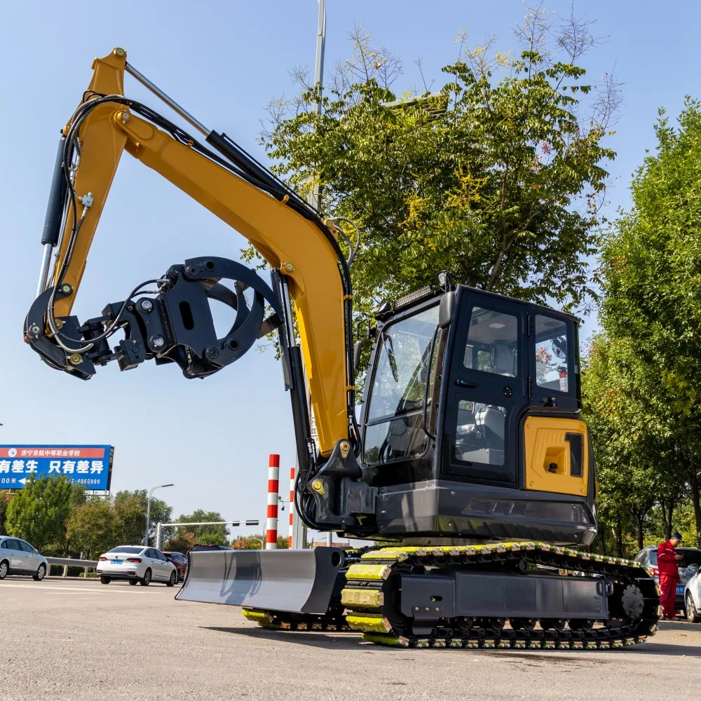 استخراج‌کننده کمترکر با کابین بسته HT65 با کیفیت بالا، استخراج‌گر کوچک ۶۵۰۰ کیلوگرمی همراه با ابزار و قیمت