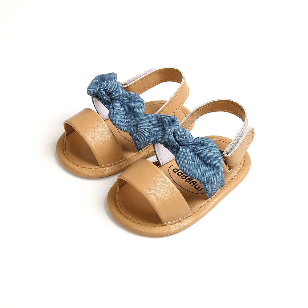 Wholesale Silver And Black Princess Beach Infant Sandals For Baby Girls  Aged 1 3 Years 2021 Summer Collection From Stuffedbaby, $26.79 | DHgate.Com