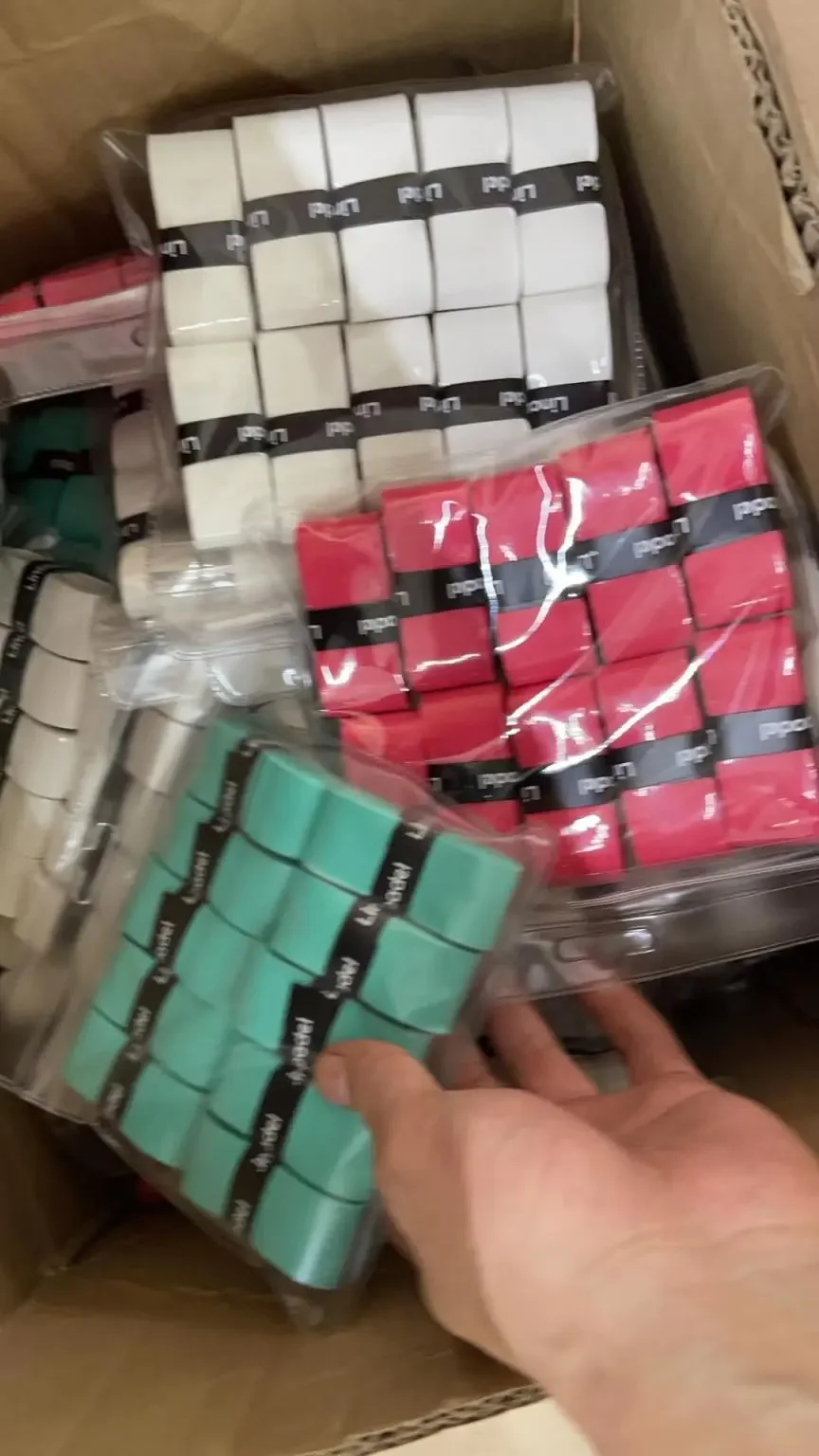 2025 Factory Direct Sales Customizable PU Material Overgrip Superb Quality Anti-Slip Pickleball Paddle Grip Padel Wrap
