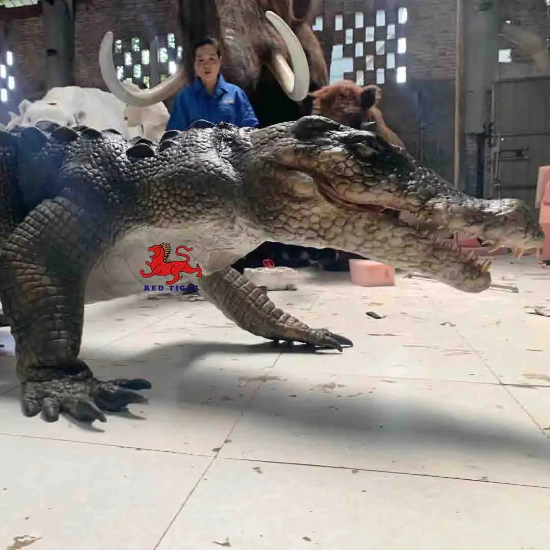 Mechanical crocodile Costume for Adults Theme Park Party Hire Animatronic crocodile Costume