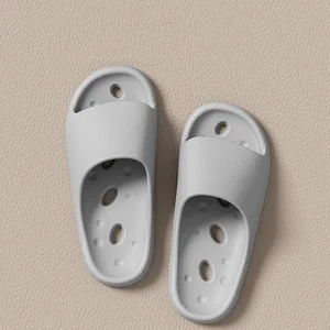 2026 Summer Female Bathroom Shower Leaking Antiskid Indoor Thick Bottom Hole Hole Quick-drying EVA Slides Slippers