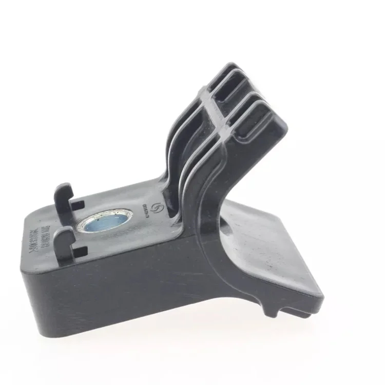 Engine Radiator Bracket 13250318 for Chevy Cruze Buick Cascada Verano 2011-2019 Autoparts Yomi Wholesale Supply