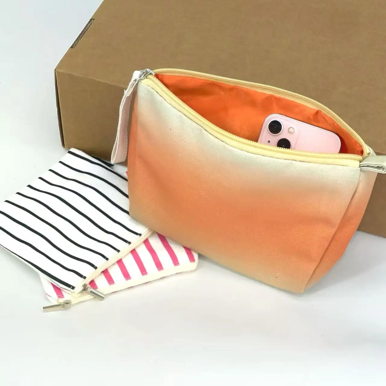 Hot Selling Ins Fashion Cheap Travel Storage Change Key Pen Recycle Eco Bag Cosmetic Bags Custom Logo Cotton Canvas Bag with Zip manufacture