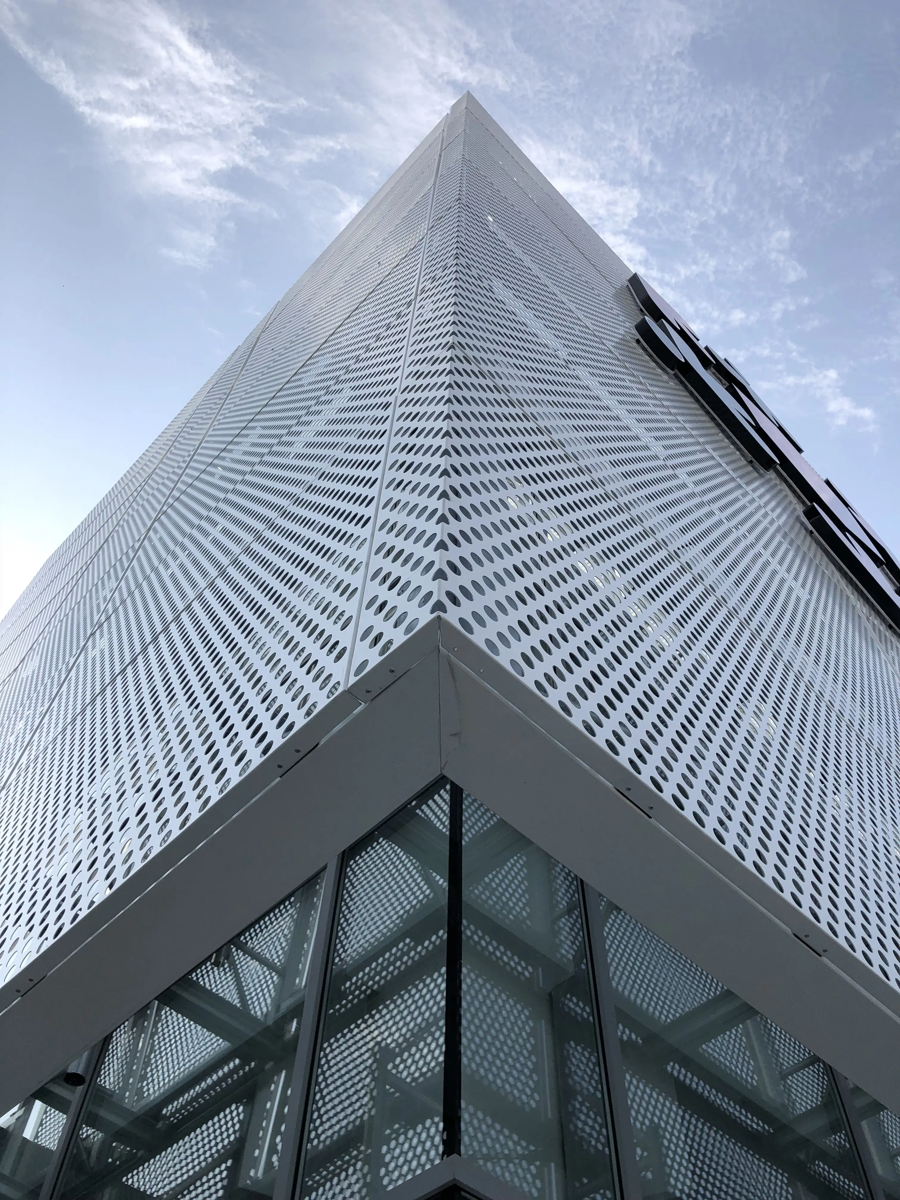 建筑立面设计用穿孔金属板
