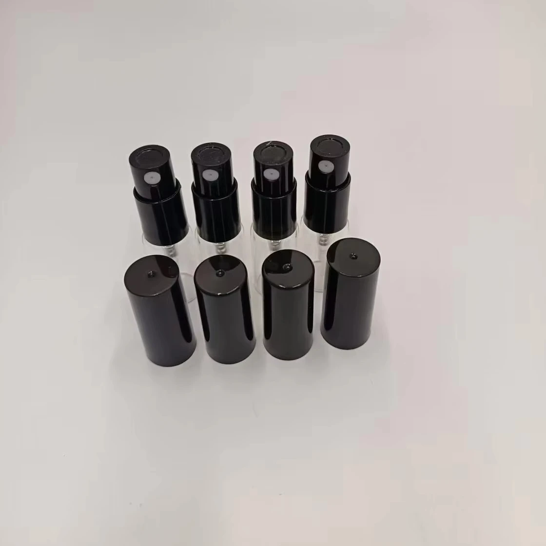 Portable Clear Glass Vial Atomizer 2ml Crimp Neck Mini Sample Bottles with Pump Sprayer Round Shape for Screen Printing