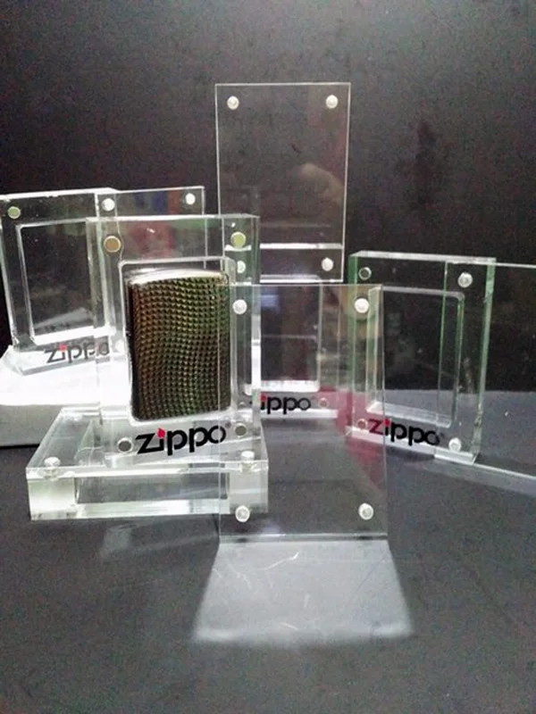 Custom Modern Acrylic Display Case with Magnet for Zippo Lighter