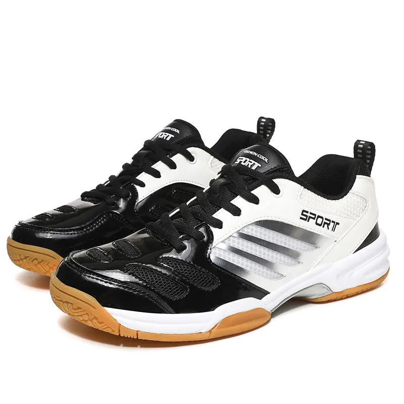 can i wear tennis shoes for volleyball