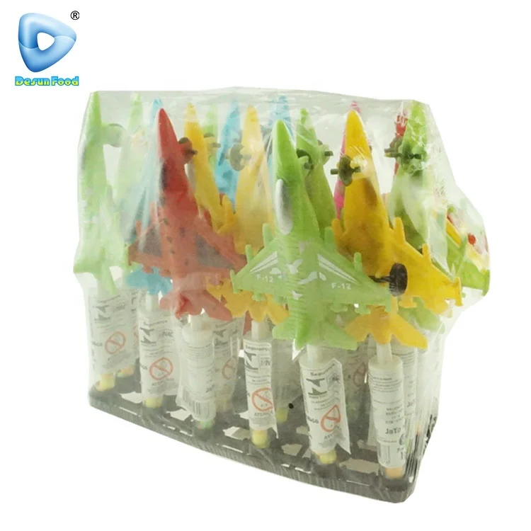 
 Лидер продаж, дешевые пластиковые игрушки с конфетами  