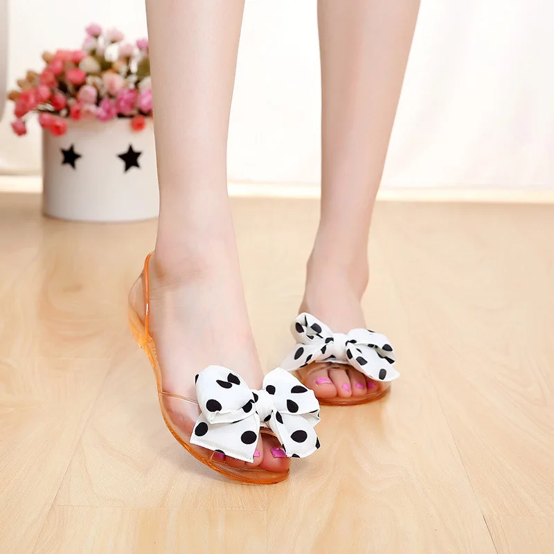 Хит продаж, женские новые сандалии с бантом и открытым носком, модные пикантные прозрачные сандалии-желе на плоской подошве с кристаллами