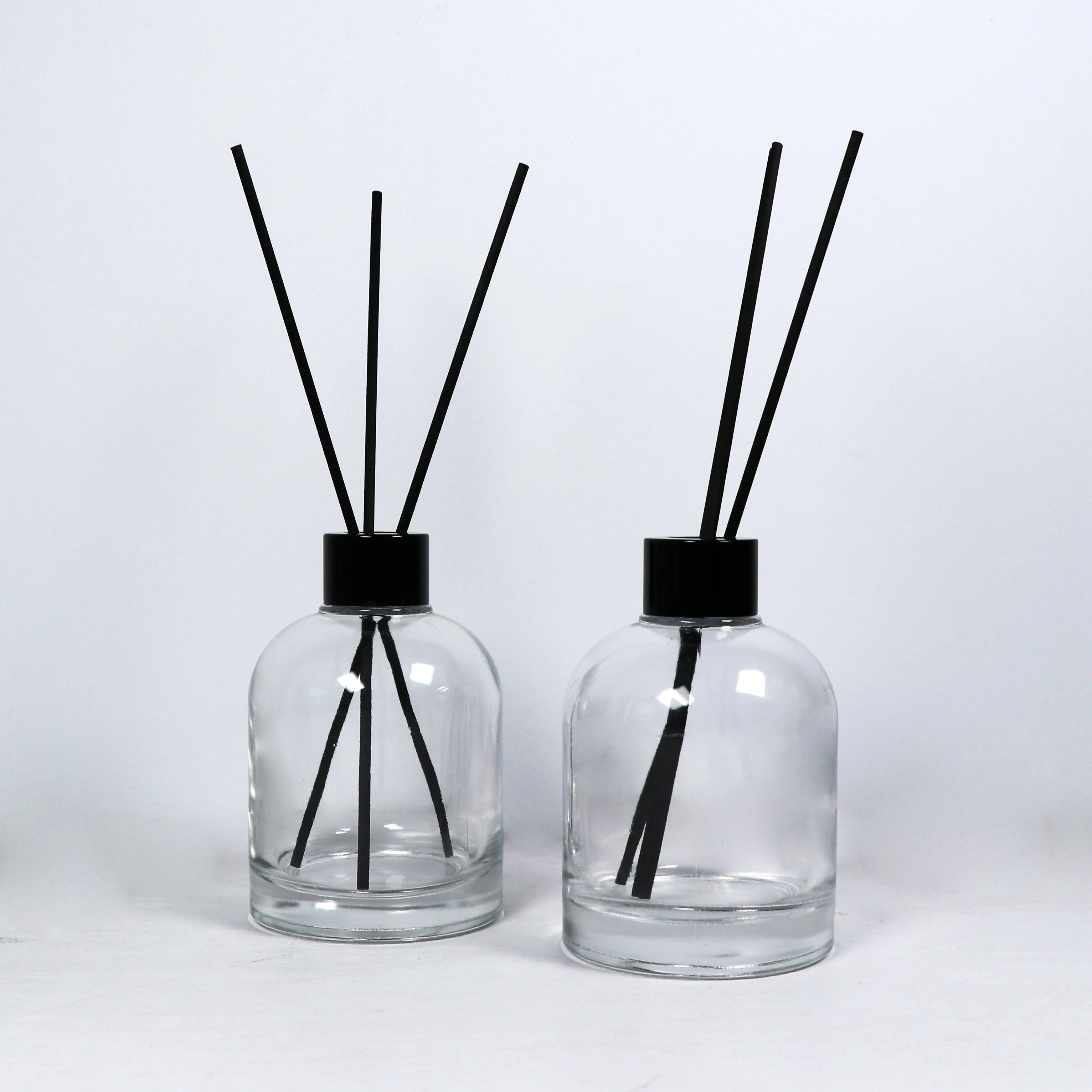 Empty 100ml 200ml Round clear Glass Aromatherapy perfume Reed Diffuser Fragrance Glass Bottle With Stopper