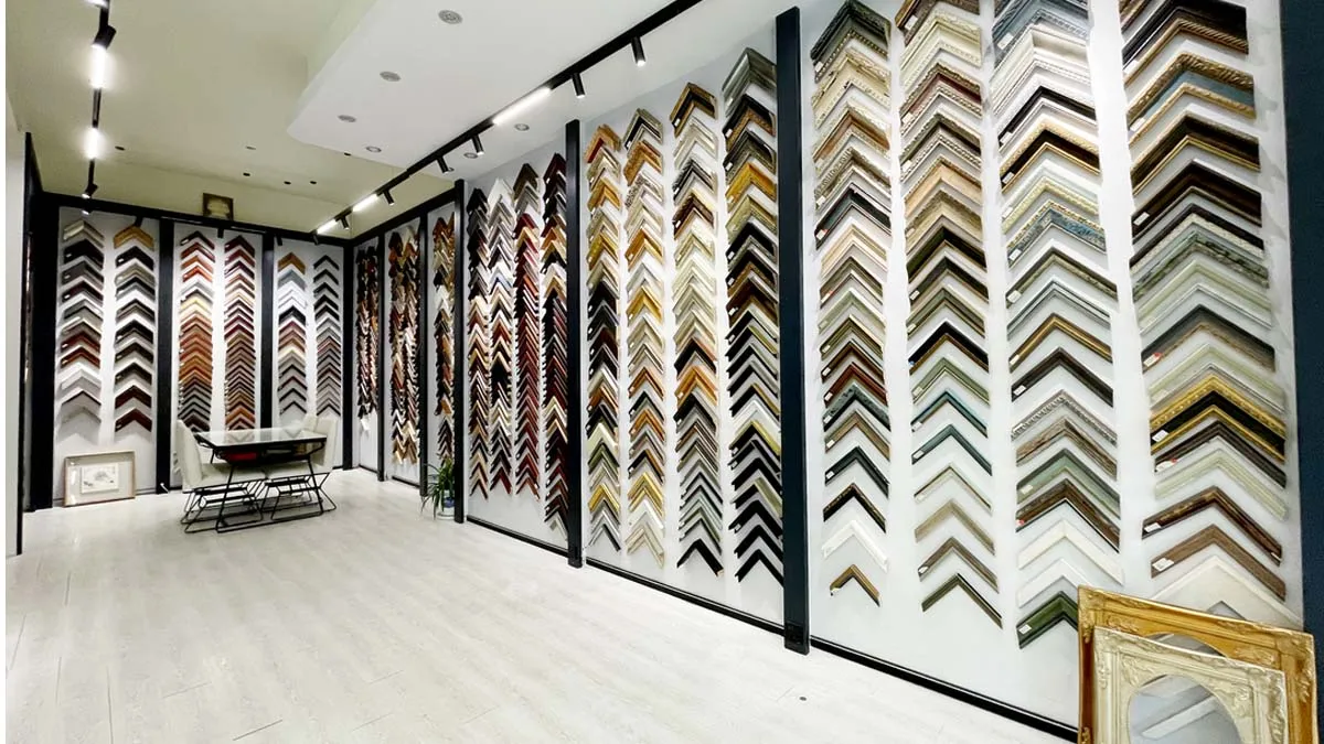 Yiwu Huifeng Photo Frame Firm