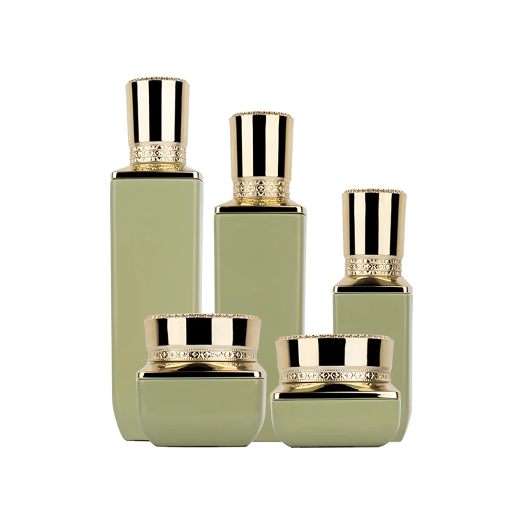 Cosmetic glass bottle set recyclable skincare cosmetic packaging glass container with Luxury pump spray cap