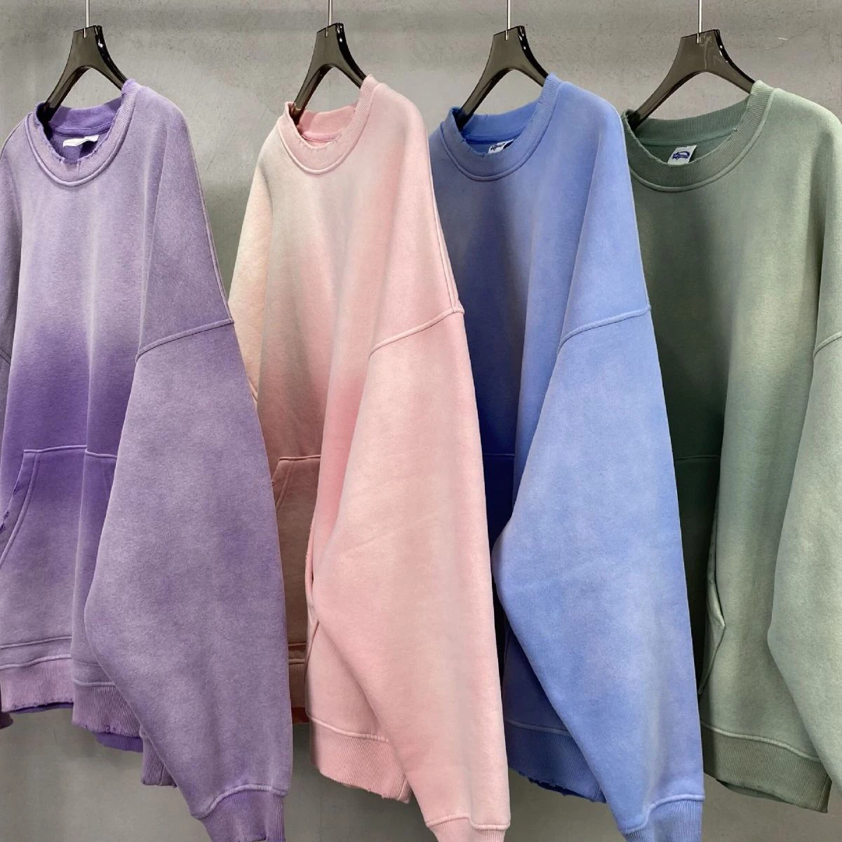 Streetwear Oversized Custom Print Spray Dyed Vintage Sweatshirt 