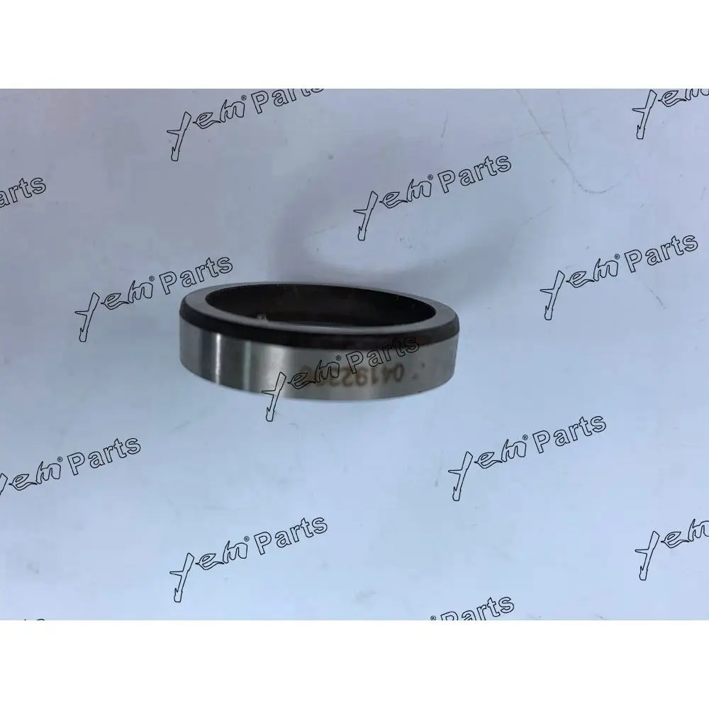 Engine Spare Parts Compatible Supplier Exhaust Valve Seat Insert 04192396 for Deutz BF4M1012 2
